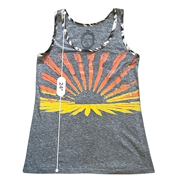 Institute Liberal cotton blend gray sunburst Tank Top M graphic design in back - Picture 6 of 14